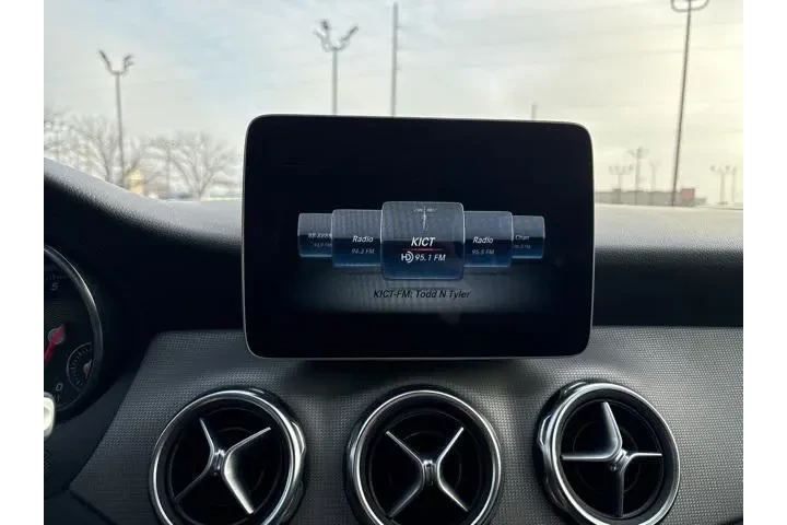 $21499 : Mercedes-Benz GLA 2020 AWD G image 8