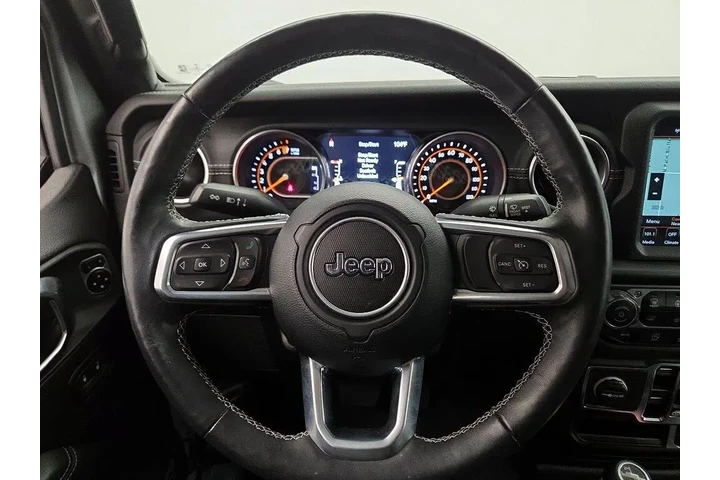 $31998 : Jeep Gladiator 2020 4x4 Over image 10