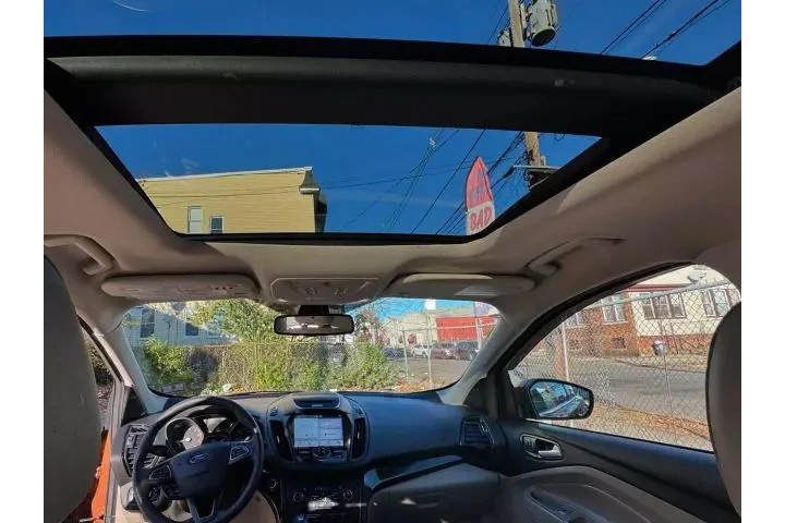 2017 FORD ESCAPE2017 FORD ESC image 6