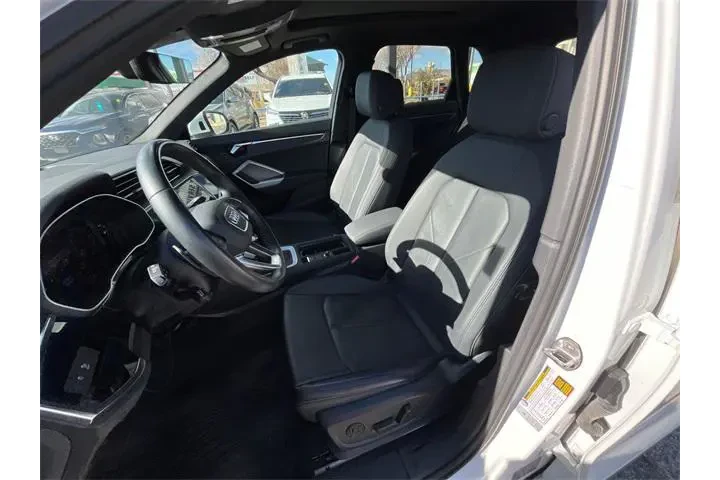 $32051 : Audi Q3 2024 AWD quattro S l image 10