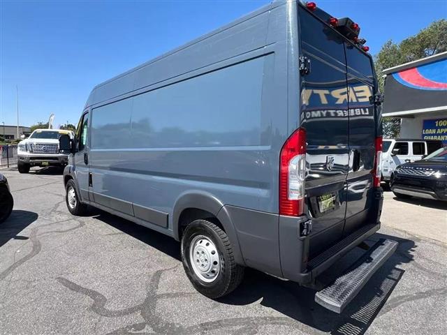 $16850 : 2018 RAM PROMASTER CARGO VAN image 3