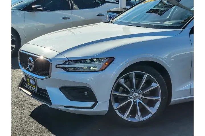 $22880 : Volvo S60 2021 T5 Momentum 4 image 2