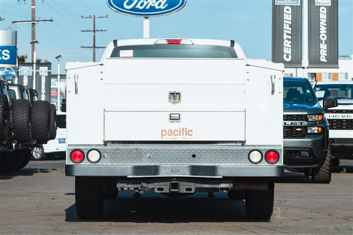 2019 Super Duty F-250 SRW XL image 6