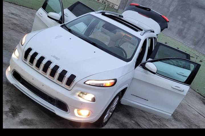 $319000 : Jeep Cherokee overland 2017 image 7