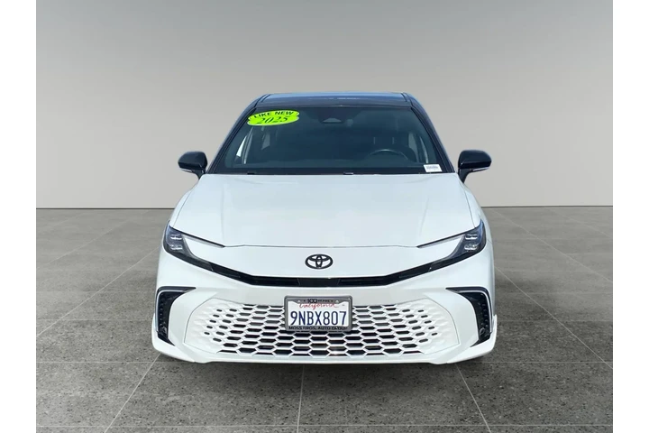 $35215 : Toyota Camry 2025 image 8