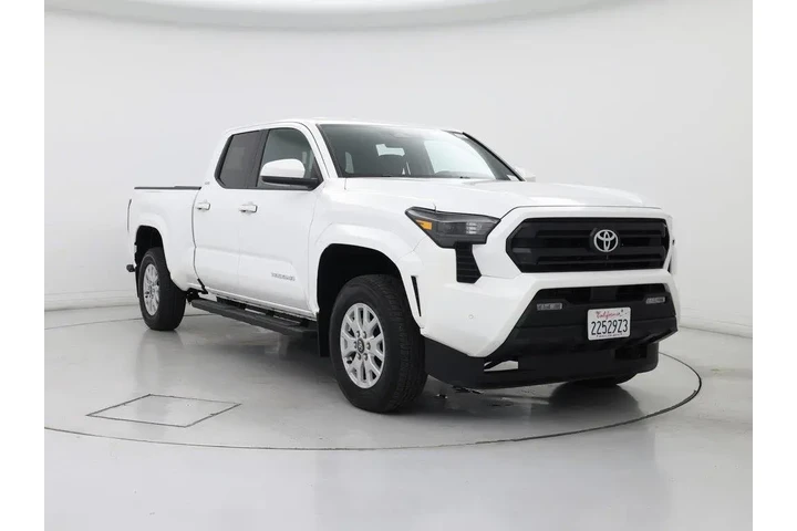 $37998 : Toyota Tacoma 2024 4x4 SR5 4 image 1