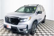 $36651 : PRE-OWNED 2022 HONDA PASSPORT thumbnail