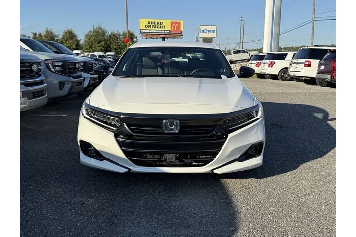 $24410 : Honda Accord Hybrid 2022 Spo image 10