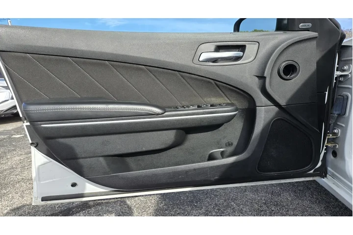 $21500 : Dodge Charger 2023 SXT 4dr S image 5