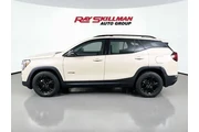 $31975 : GMC Terrain 2023 AWD AT4 4dr thumbnail
