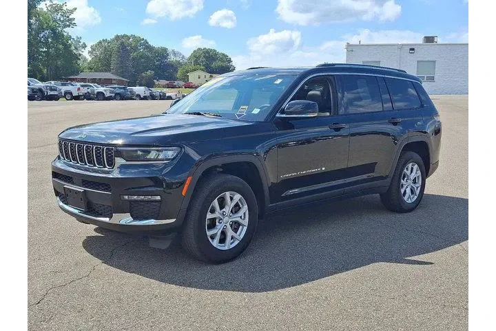 $30954 : Jeep Grand Cherokee L 2023 4 image 3