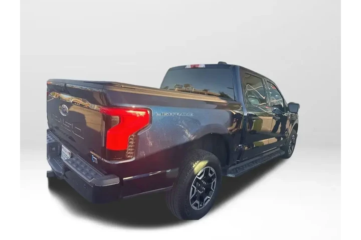 $38800 : Ford F-150 Lightning 2023 AW image 10