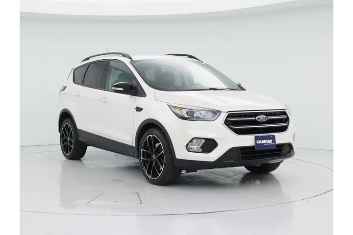 $12998 : Ford Escape 2017 AWD Titaniu image 1
