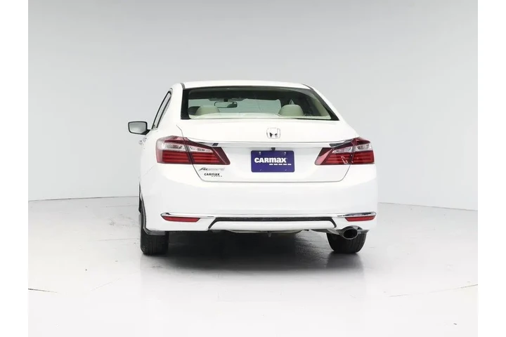 $19998 : Honda Accord 2017 LX 4dr Sed image 6