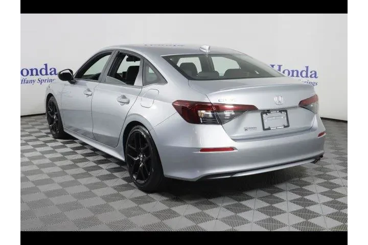 $28875 : Honda Civic 2025 Sport 4dr S image 5