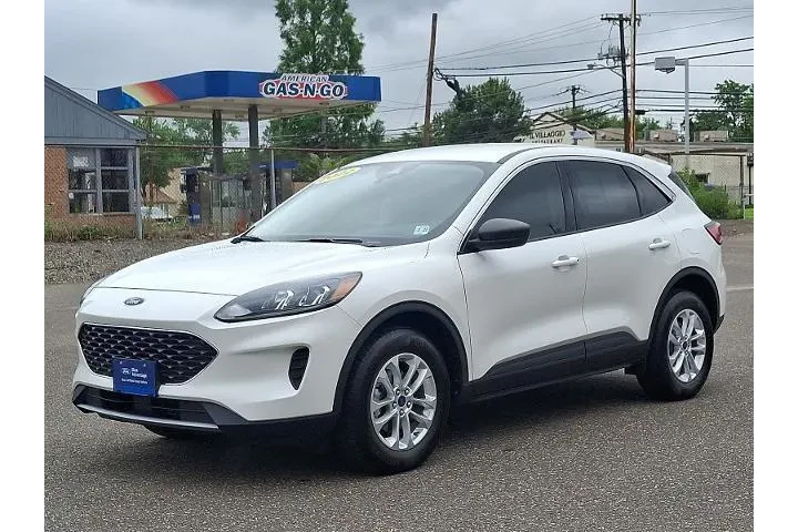 $20945 : Ford Escape 2022 AWD SE 4dr image 3