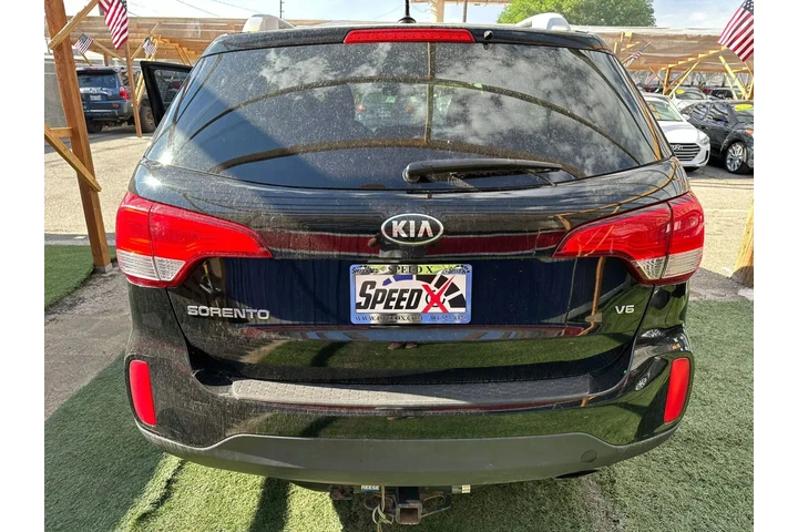 $8500 : 2015 KIA SORENTO2015 KIA SORE image 1