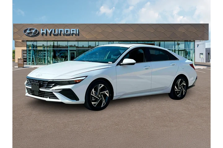 $20676 : Hyundai ELANTRA 2024 SEL 4dr image 2