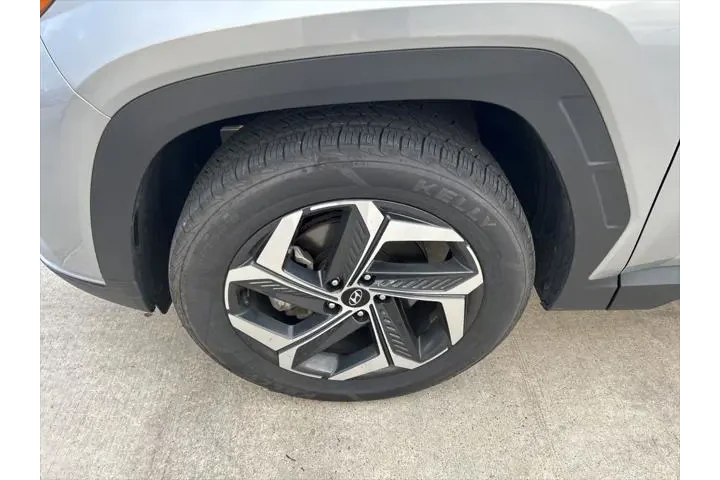 $22000 : Hyundai TUCSON 2023 AWD SEL image 10