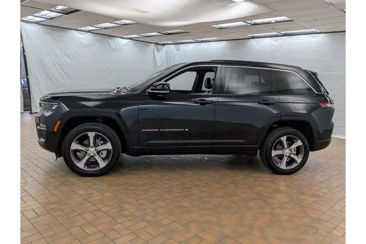 $36500 : Jeep Grand Cherokee 2024 4x4 image 4