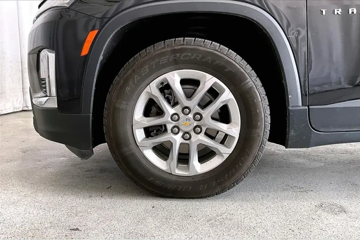 $18571 : Chevrolet Traverse 2022 LS 4 image 6