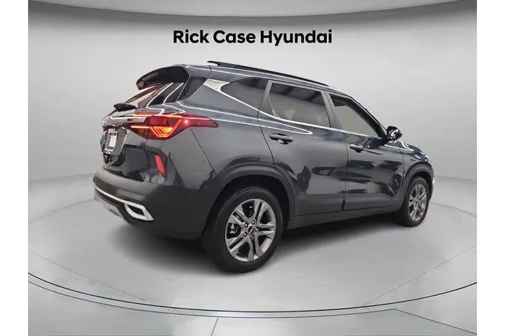 $17991 : Kia Seltos 2023 S 4dr SUV image 8