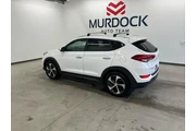$15990 : Hyundai TUCSON 2016 AWD Limi thumbnail