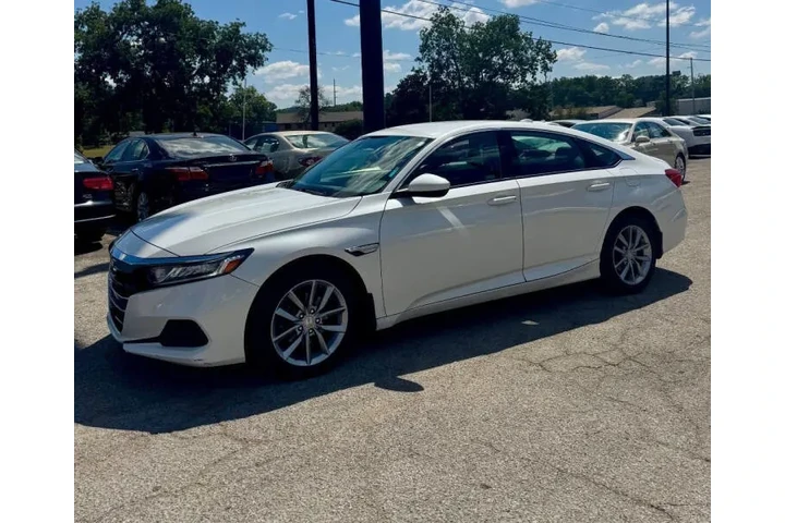 $17900 : 2022 Accord LX image 9