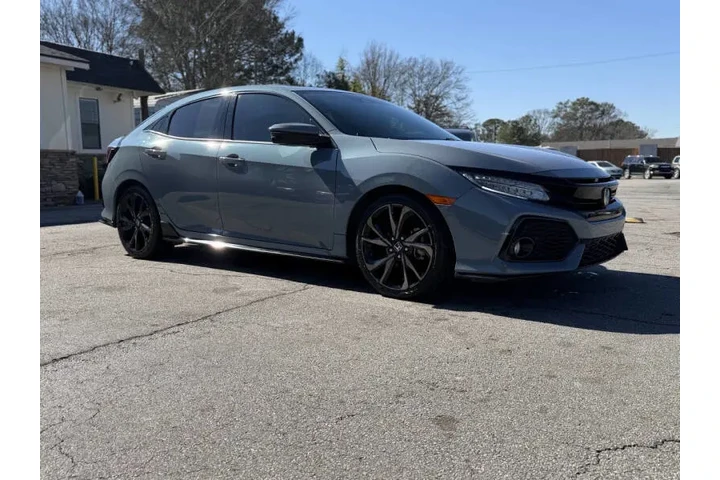 2017 Civic Sport Touring image 4