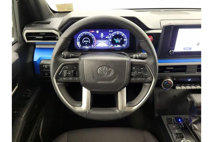 $39998 : Toyota Tacoma 2025 4x4 SR5 4 image 10