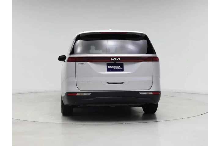 $29998 : Kia Carnival 2023 LX 4dr Min image 6