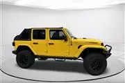 $28949 : Pre-Owned 2019 Wrangler Unlim thumbnail