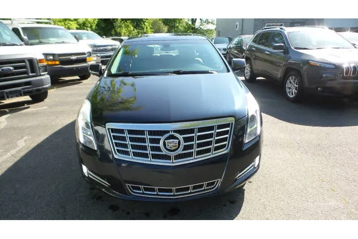 $12900 : 2014 XTS Luxury Collection image 8