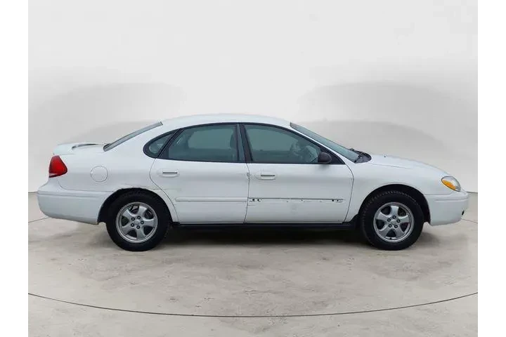 $4961 : Ford Taurus 2006 SE 4dr Seda image 6