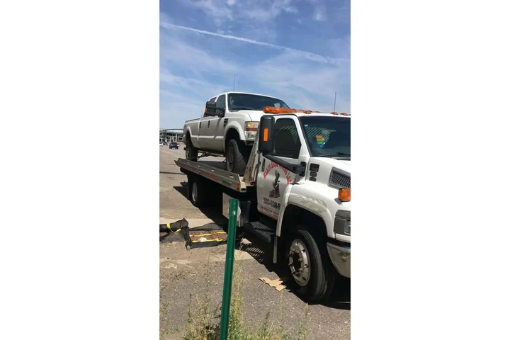 Black Eagle Towing image 4