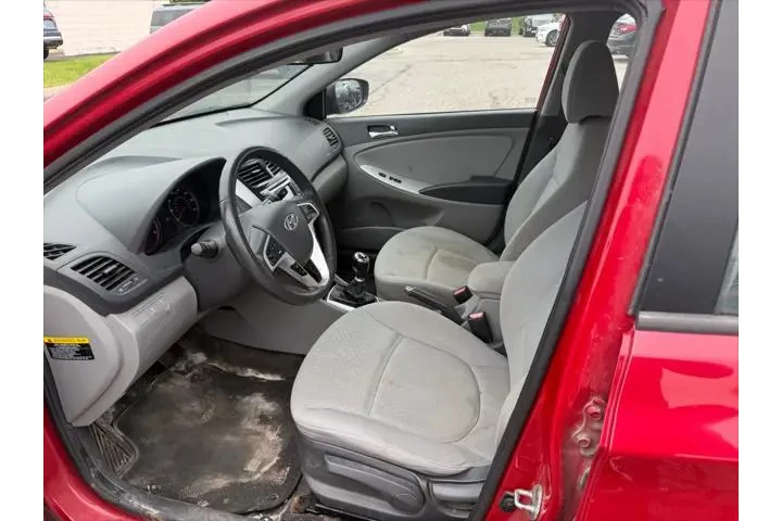 $4266 : Hyundai ACCENT 2013 SE 4dr H image 4