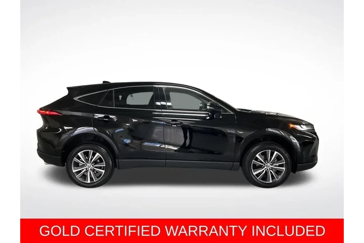 $32388 : Gold Certified2023 Venza LE image 6