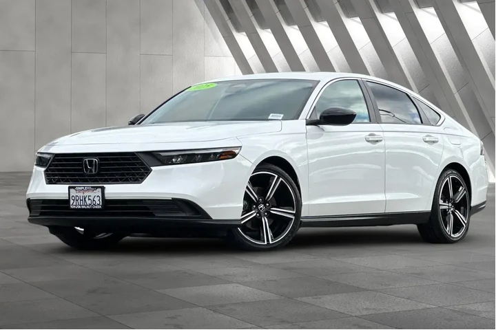 $25400 : Honda Accord Hybrid 2025 Spo image 2