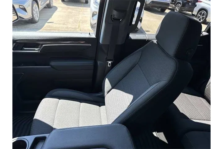 $37688 : Chevrolet Silverado 1500 202 image 8