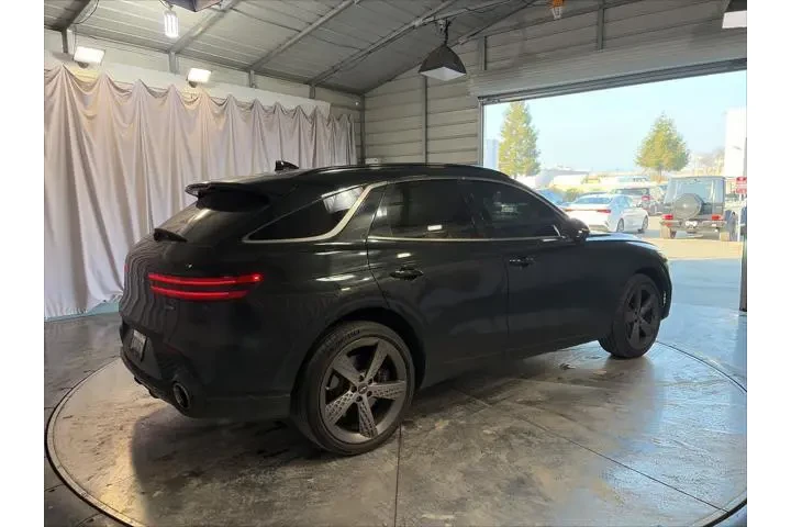 $34499 : Genesis GV70 2023 AWD 2.5T S image 8