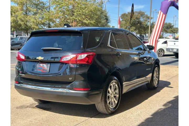 2018 Equinox LT image 8