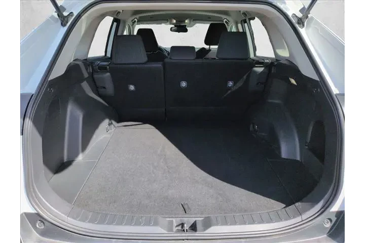 $28755 : Toyota RAV4 2025 AWD LE 4dr image 6