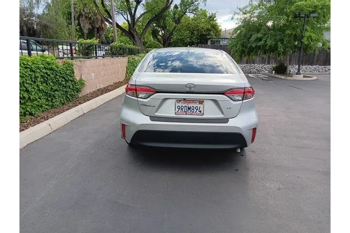 $23995 : Toyota Corolla 2025 LE 4dr S image 4