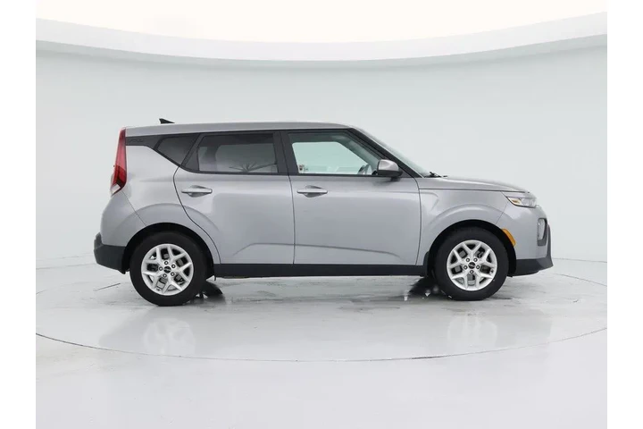 $17998 : Kia Soul 2022 LX 4dr Crossov image 7