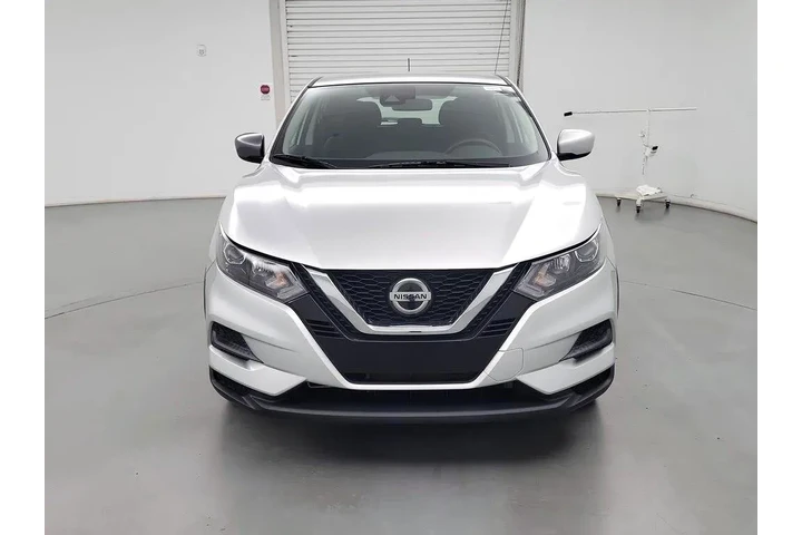 $15998 : Nissan Rogue Sport 2021 S 4d image 2