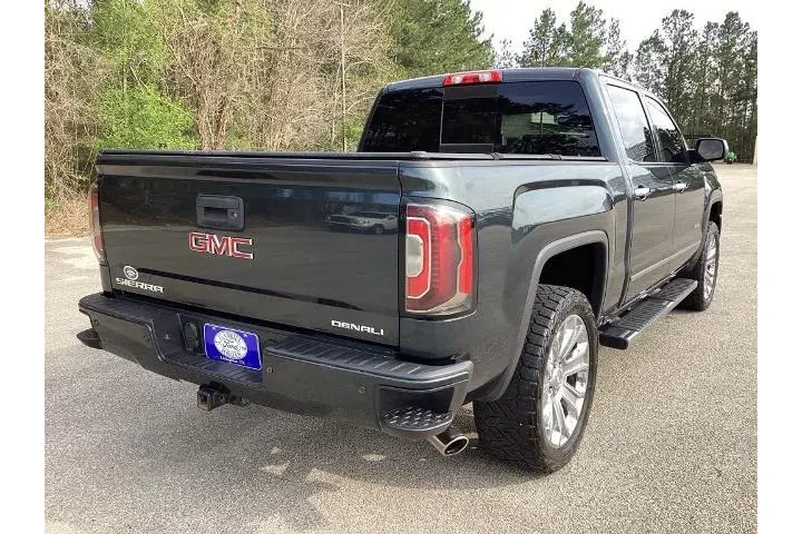 $27691 : GMC Sierra 1500 2017 4x4 Den image 5