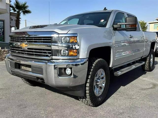 $42995 : Pre-Owned 2017 Silverado 2500 image 1