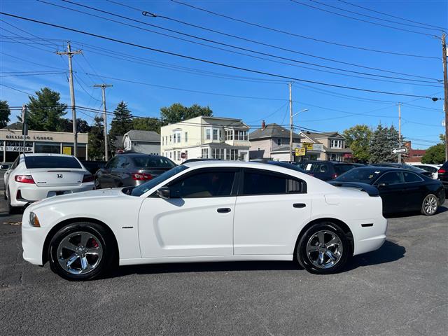 $14900 : 2014 Charger image 10