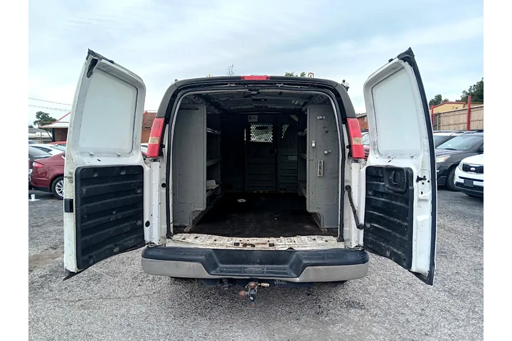 $6500 : 2015 Express 2500 image 7