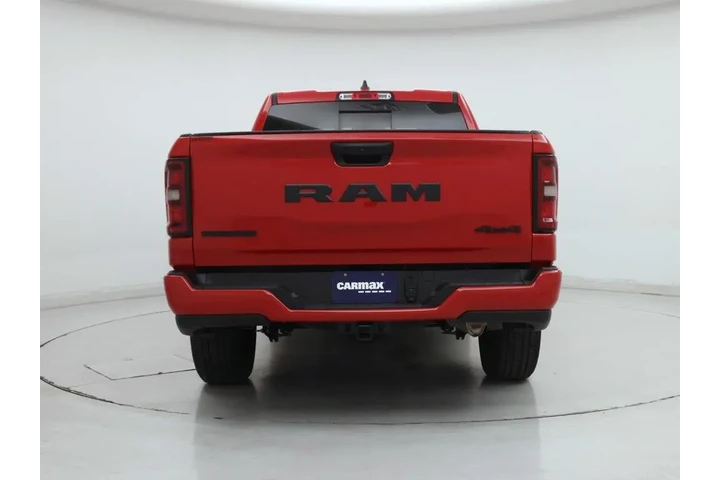 $39998 : Ram 1500 2025 4x4 Big Horn 4 image 6